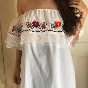 Mexican embroidered sleeveless blouse